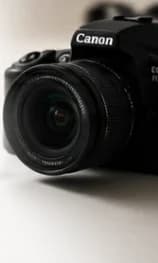 Profesyonel fotoğraf makinesi